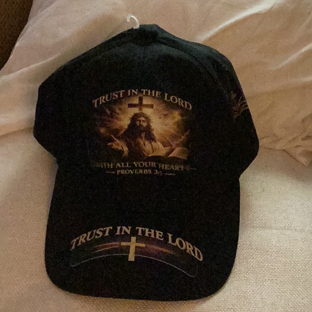 🙏NWT Amazing Religious Unisex Adjustable Cap Closet Must Have 🙏